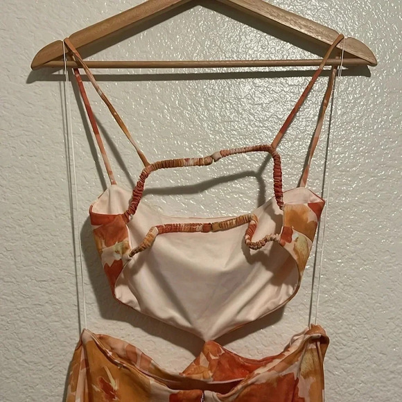 SIGNIFICANT OTHER Maeve Cut-Out Maxi Dress in Scarlett Poppy Floral - Picture 10 of 15